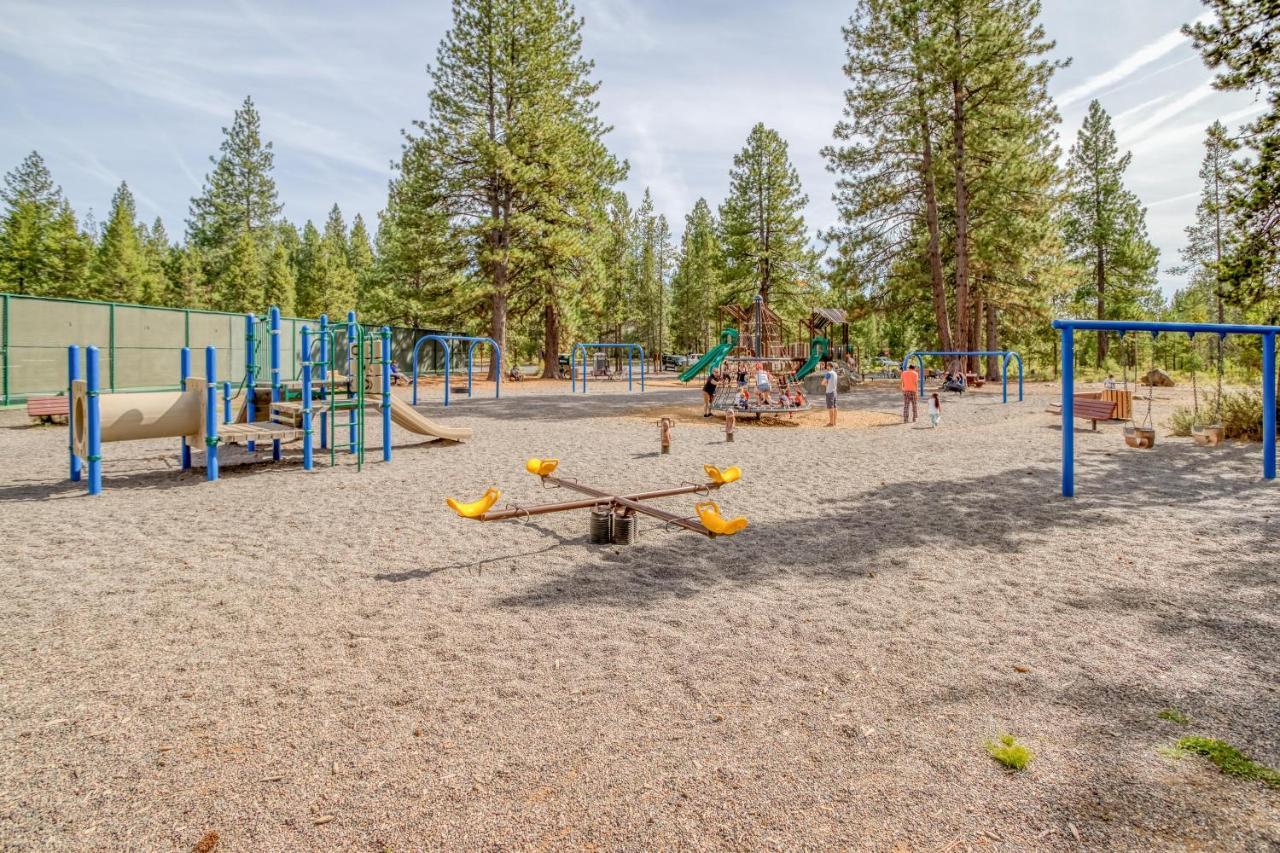 Cedar Cove Lodge Sunriver Buitenkant foto